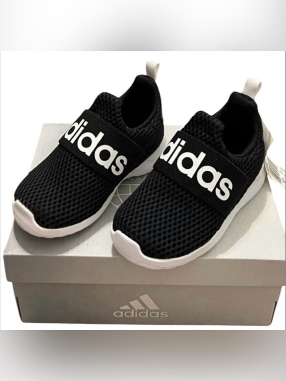 NIB Adidas Light Racer Adapt 4 Kid’s 6 slip on black & white sneakers